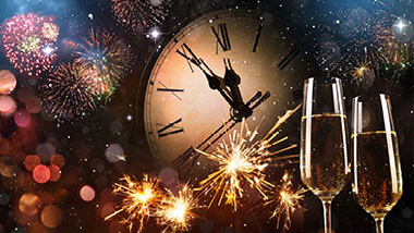 champagne classes and clock